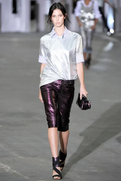 Look 20